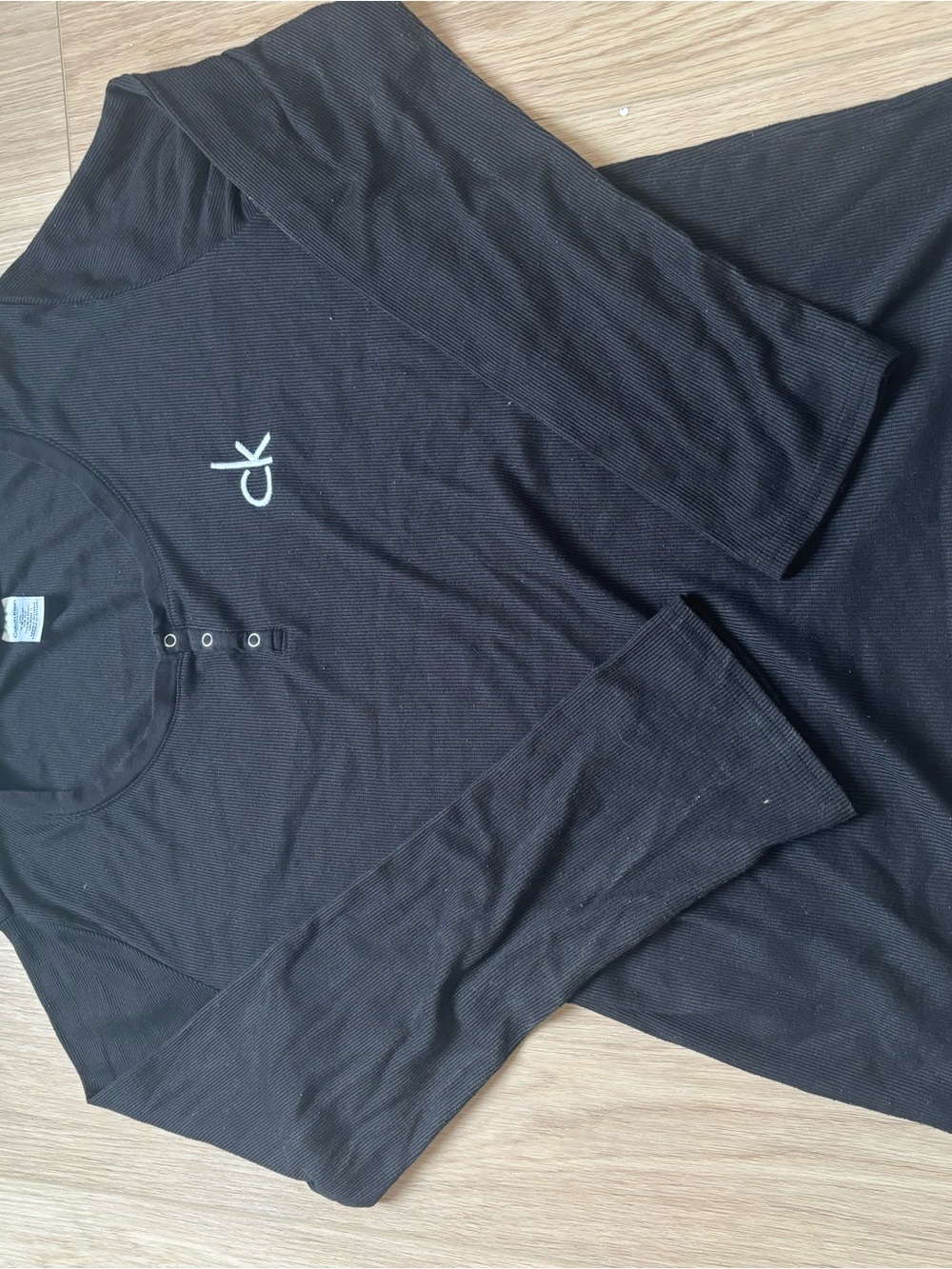 Calvin Klein Black Long-Sleeve Henley Tee with CK Logo - Picture 2 of 4